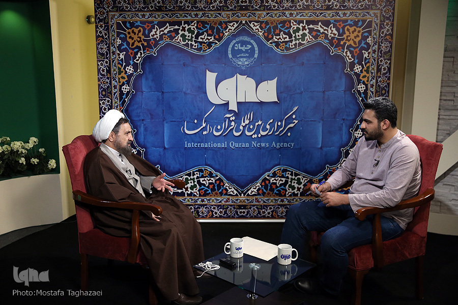 رئیس پژوهشکده فرهنگ و معارف قرآن در گفتگو با خبرگزاری ایکنا بیان کرد: